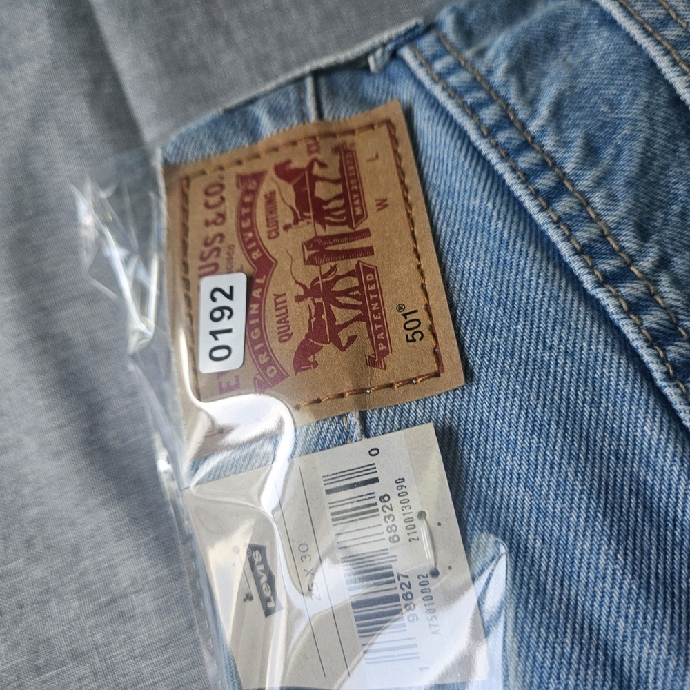 Levi's 501 Premium Original Chaps Jeans Womens 25x30 Button Fly High Rise - Picture 16 of 16
